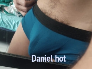 Daniel_hot