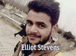 Elliot_Stevens