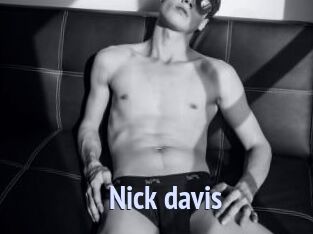 Nick_davis