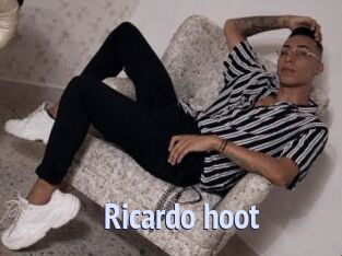 Ricardo_hoot