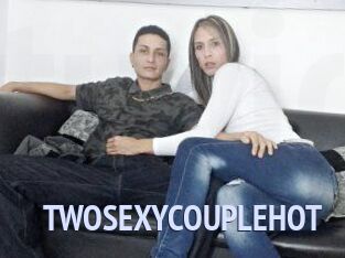 TWOSEXYCOUPLEHOT