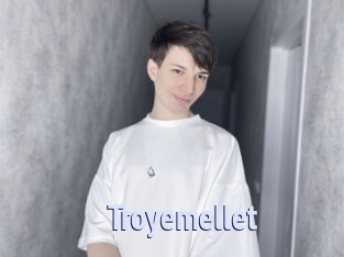 Troyemellet